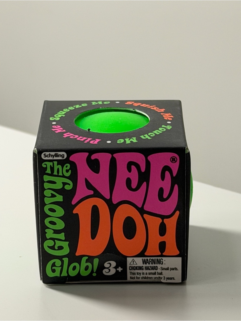 The NeeDoh Groovy Glob Squeeze Toy - Green
